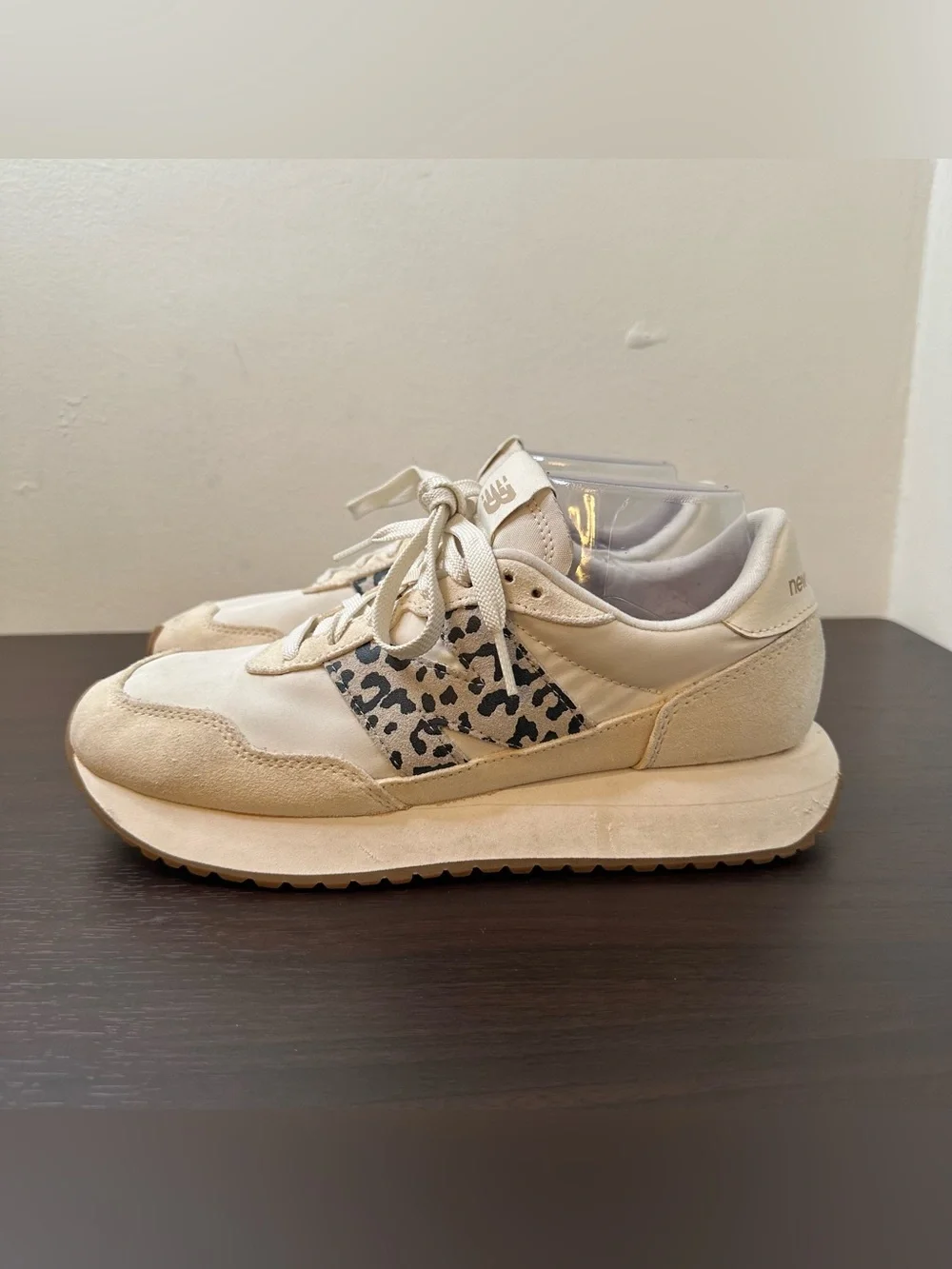 New Balance 237 Women’s Low Top Lace-Up Sneakers Leopard Accent, Size 9, Causal